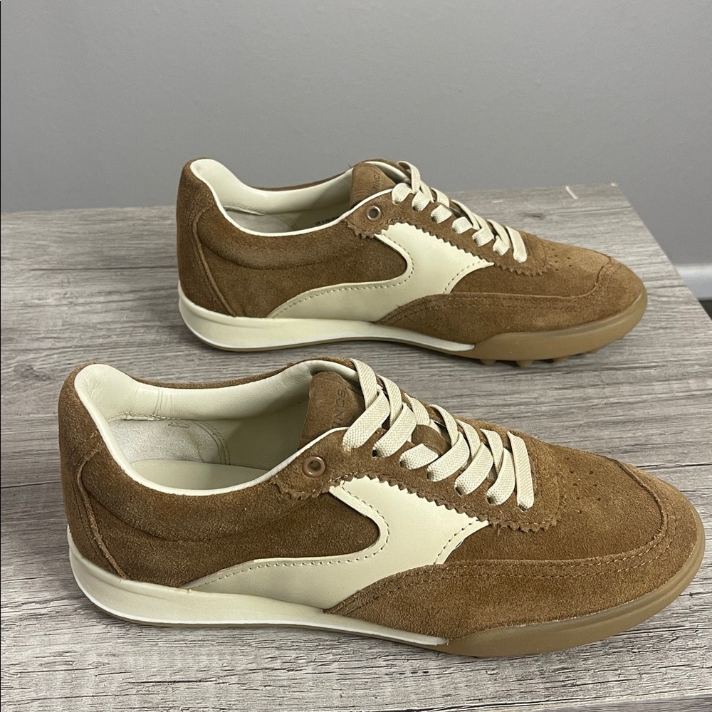 Vince Woman’s Suede & Leather Low-Top Sneakers – Size 5.5 Taupe/Cream - Picture 3 of 8